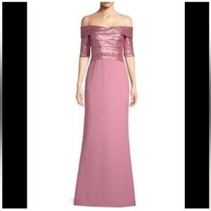 RENE RUIZ off the shoulder dress
Worn once!
Size 4